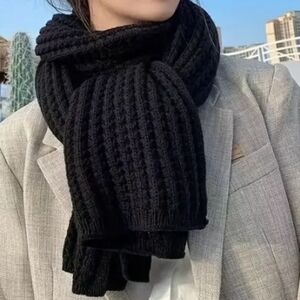NEW Soft Cable Knit Scarf